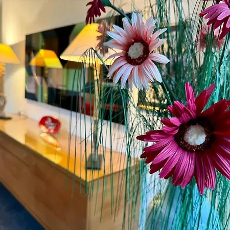 Apartment L'escale Du Maine - Authentic Charm In 14 Paris